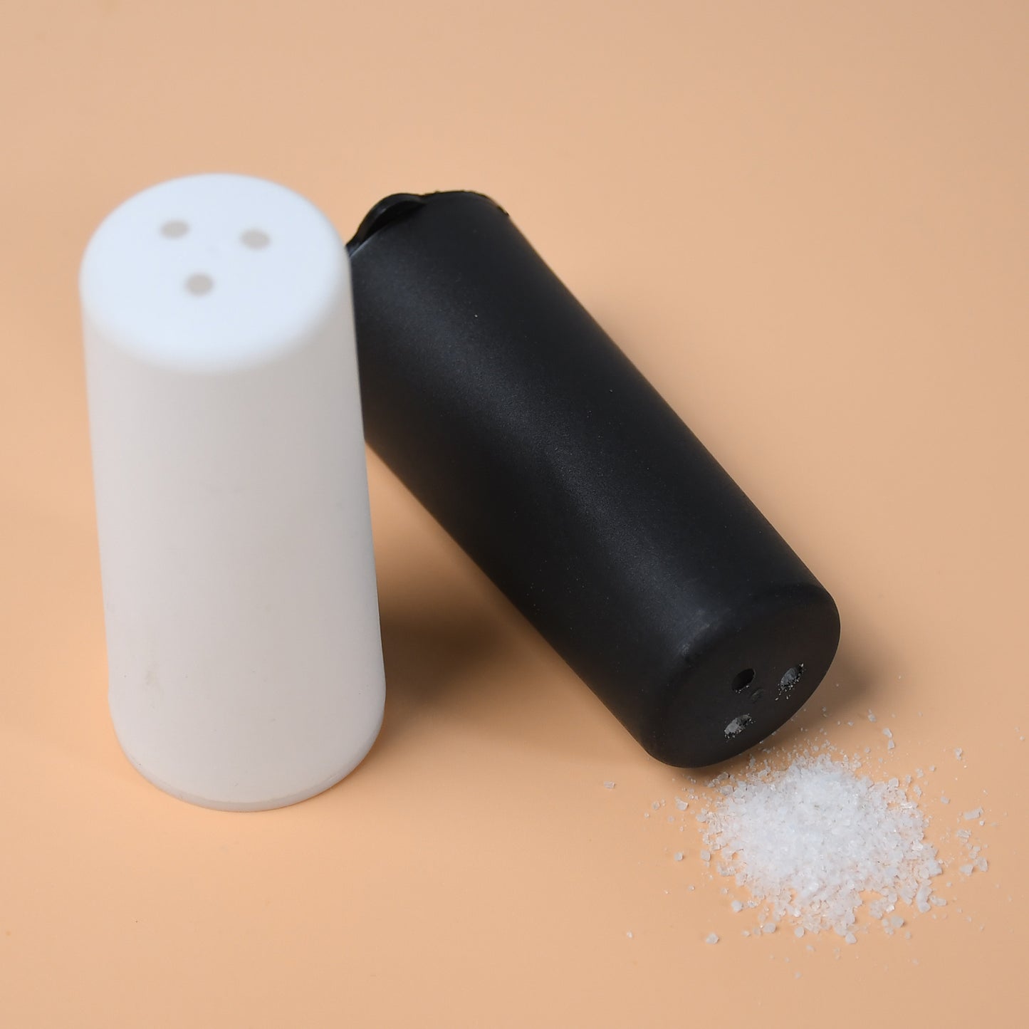 5317 Salt Pepper Dispenser Dining Table Spice Storing Use New Look Dispenser For Home Hotel Use
