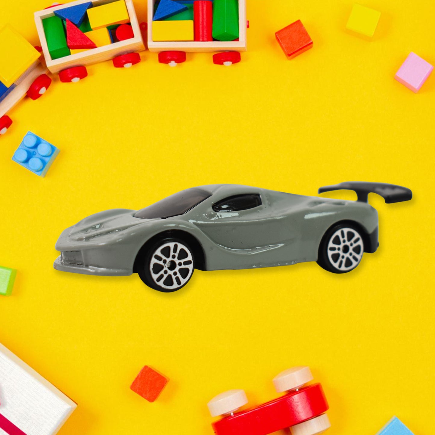 Metal Mini Car Toy Free Wheel Toy Vehicle (Multicolor 1 Pc)