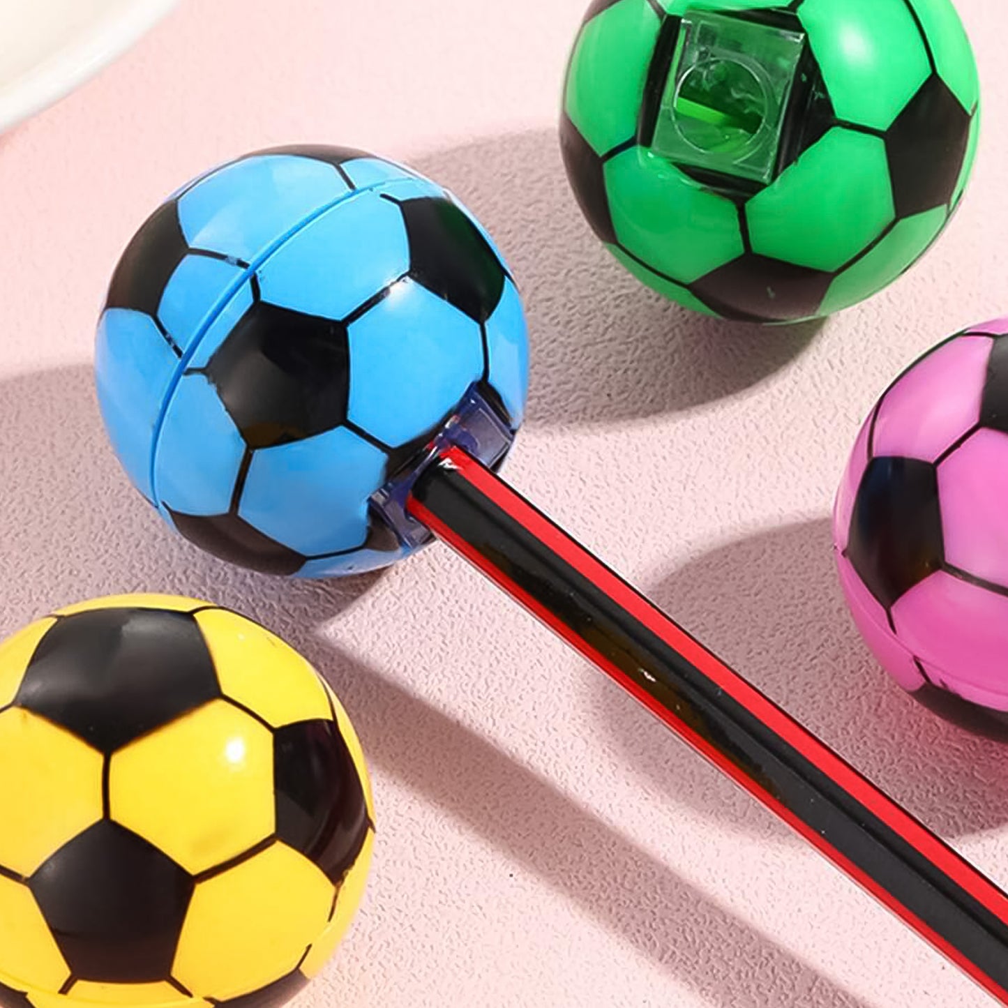 Round Shape Mix Design Pencil Sharpener (1 Pc Round Shape Mix Design)