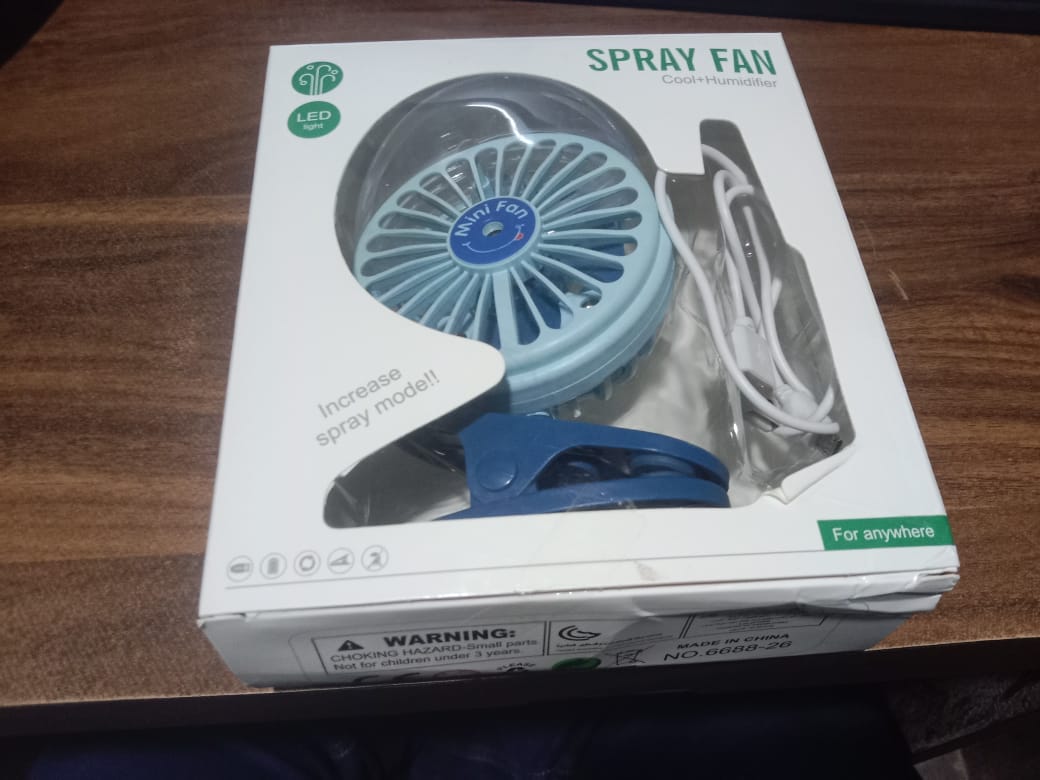 17930 Portable Clip-on Fan Battery Operated With Light Spray Small Yet Powerful Usb Table Fan 3-speed Quiet Rechargeable Mini Desk Fan 360 Rotation Personal Cooling Fan For Home Office Camping