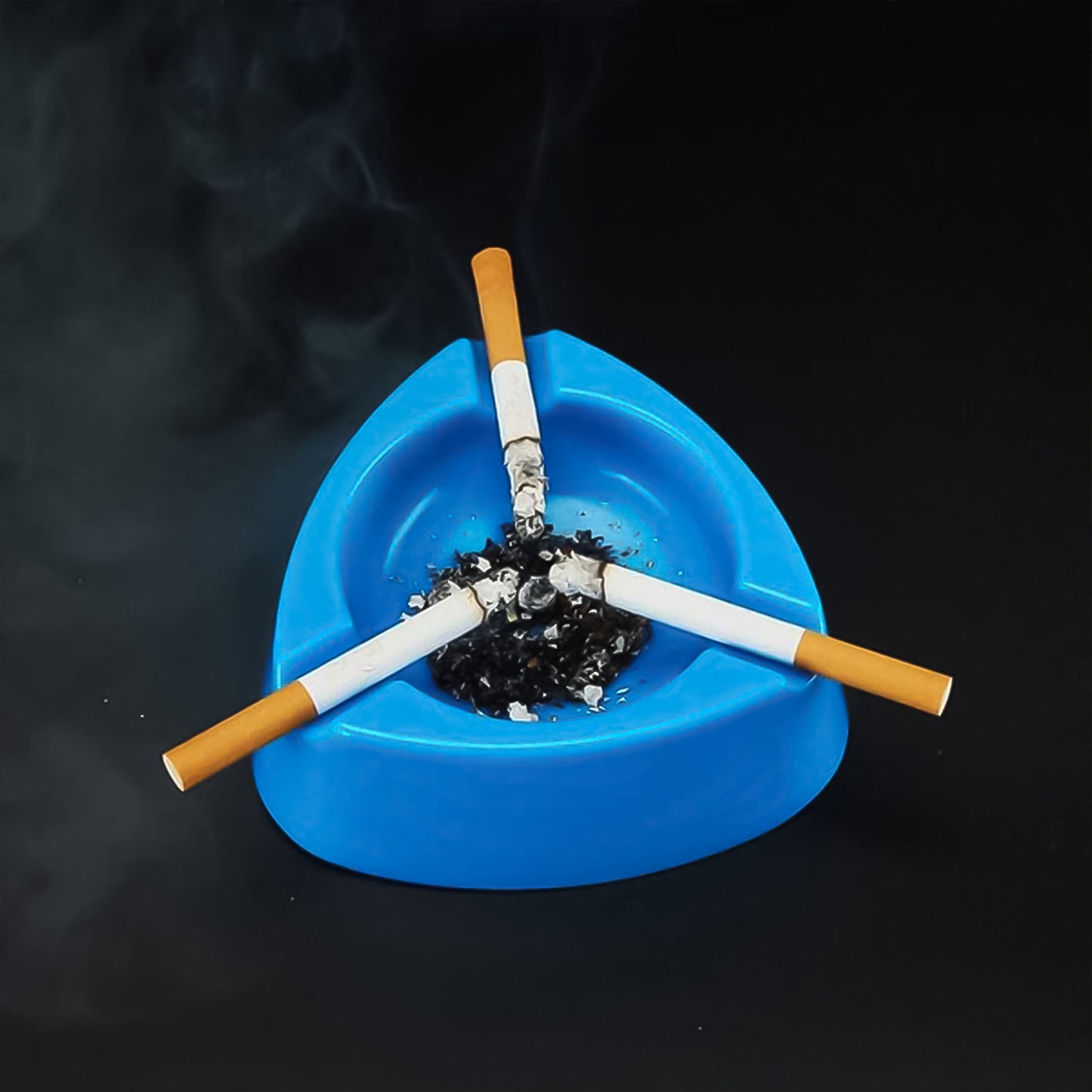 Heavy Duty Plastic Ashtray (Mix Color 1 Pc)