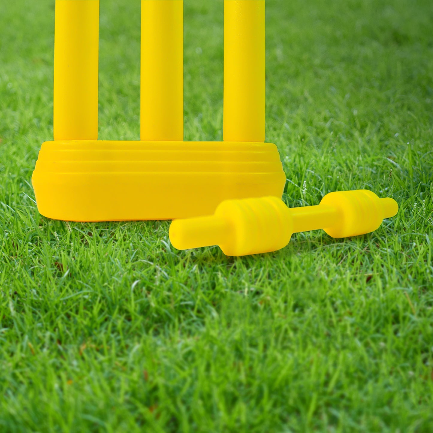 Small Cricket Kit For Boys Girls Cricket Set With 1 Cricket Bat 1 Plastic Ball Bails 3 Stumps With Stand Base