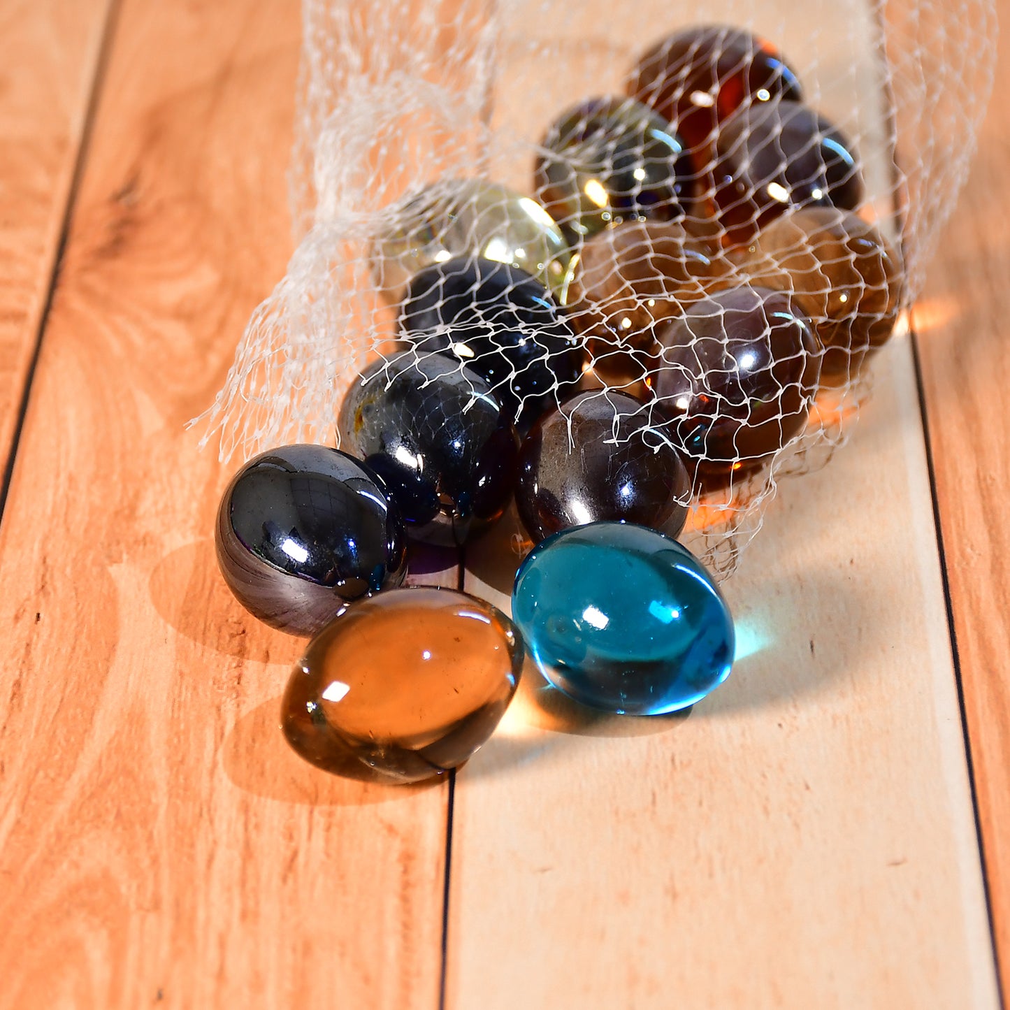 4013 Glass Gem Stone Flat Round Marbles Pebbles For Vase Fillers Attractive Pebbles For Aquarium Fish Tank.