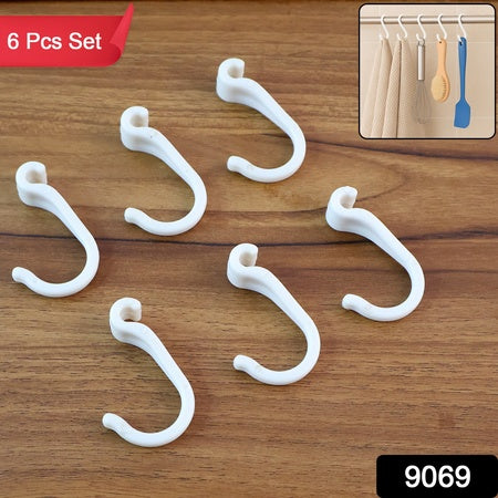 Small Plastic Hooks (6 Pc)